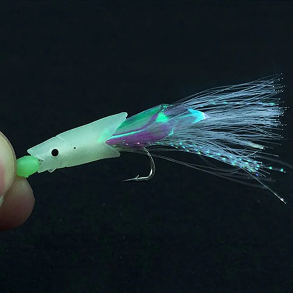 5Pcs/Set High Quality Carbon Steel Mackerel Feathers Bass Cod Lure Sea Fishing Luminous Fishing Hook Treble Bait Fishing Wire