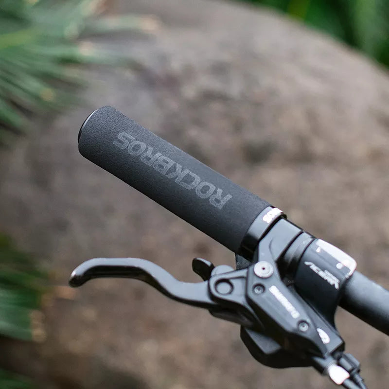 Rockbros apertos de bicicleta mtb silicone esponja guiador apertos anti-skid absorção de choque macio apertos de bicicleta ultraight ciclismo guiador