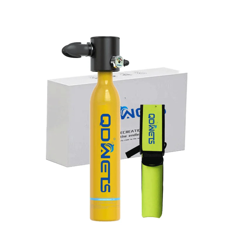 Mini Scuba Tank Diving Equipment 0.5L Outdoor Oxygen Scuba Diving Tank 5-10 Minutes Cylinder Snorkeling Set Hand Pump