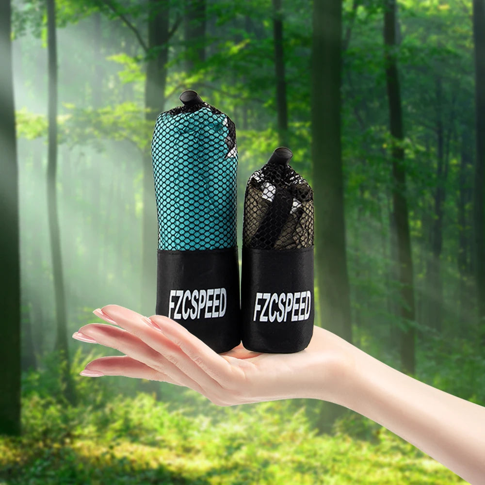 Quick-drying Lightweight Absorbent Travel Towel Swim Towels for Sports Camping and Hiking Are Soft and Super Absorbent