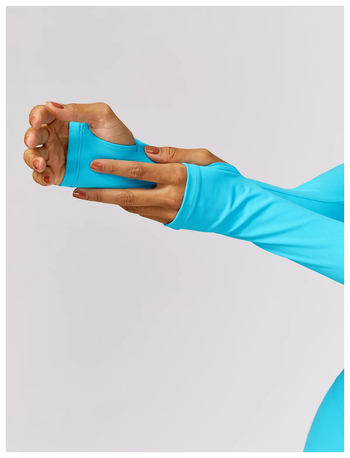 New Sexy Backless Gym Top Women Fitness Crop Yop Quick Dry Sportswear Women Workout Top Long Sleeve Yoga Clothes With chest pads