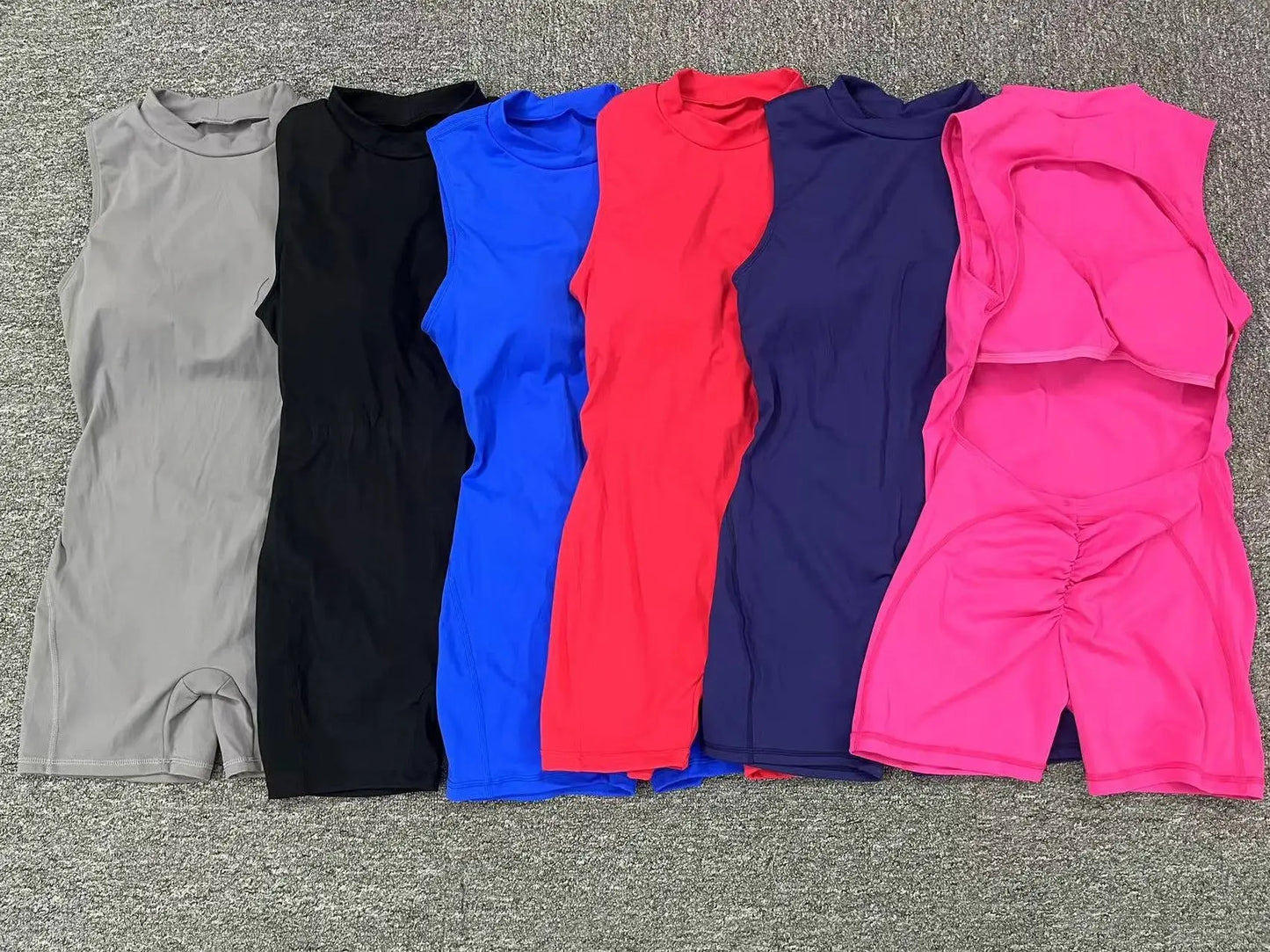 2024 Pad Sleeveless Vest Exercise Crop Yoga Set One Piece Jumpsuit Women Sport Gym Workout Fitness Scrunch Shorts Active Rompers