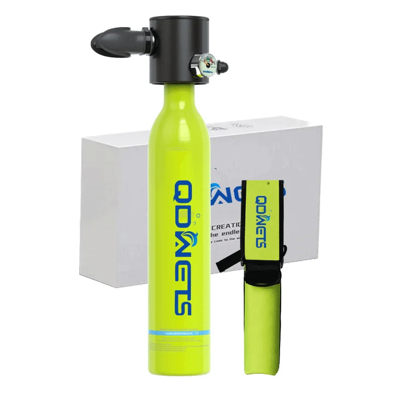 Mini Scuba Tank Diving Equipment 0.5L Outdoor Oxygen Scuba Diving Tank 5-10 Minutes Cylinder Snorkeling Set Hand Pump