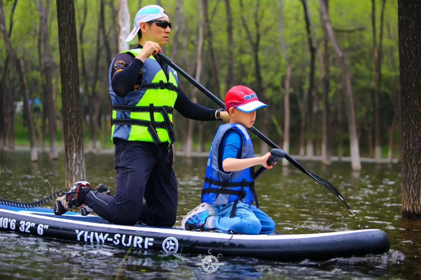 Inflatable Stand Up Paddle Board Non-Slip SUP Board Surfing Board with Air Pump Carry Bag Standing Boat Wakeboard Longboard