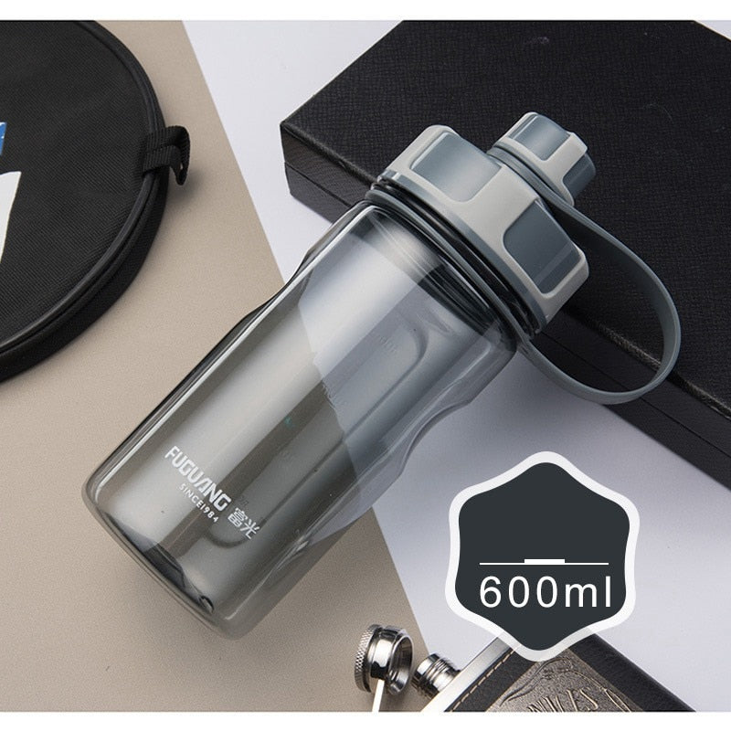 2000ml Large Capacity Water Bottles Portable Outdoor Plastic Sports Bottle With Tea Infuser Fitness Leak-proof Shaker Bottles