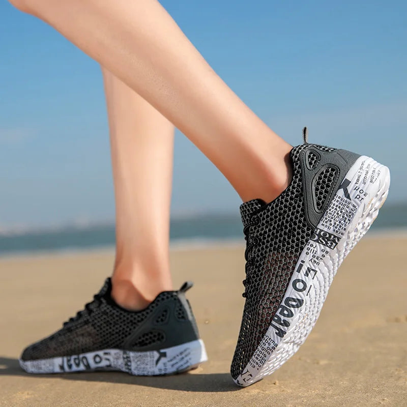 Men Women Quick-Dry Wading Shoes Water Shoes Breathable AquaIn Upstream Antiskid Outdoor Sports Wearproof Beach Sneakers 39-46