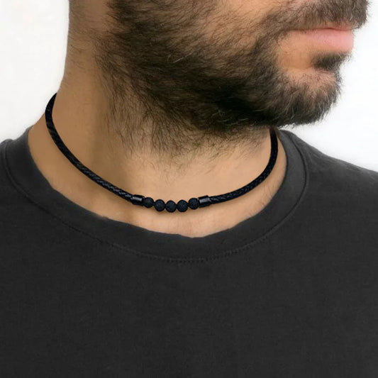 Gargantilha masculina, colares de couro trançado de rocha de lava, joias boho hippie masculinas, colares de surf com difusor de óleo em preto