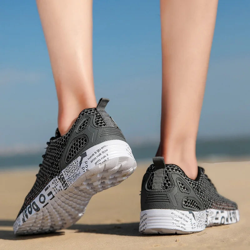 Men Women Quick-Dry Wading Shoes Water Shoes Breathable AquaIn Upstream Antiskid Outdoor Sports Wearproof Beach Sneakers 39-46