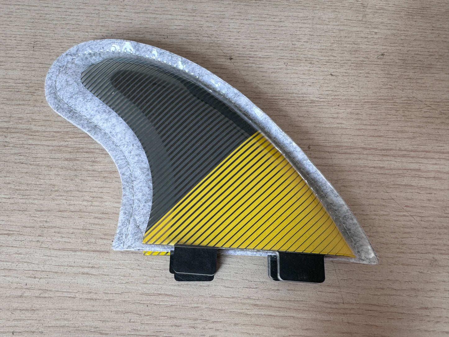 3 pieces G5 Surf Fin Surfboard Fins Honeycomb Fiberglass Surf Fins Tri-fin