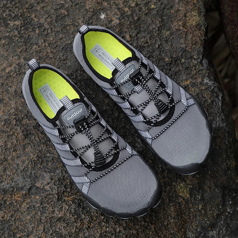 Green Water Shoes For Men Aqua Upstream Shoes New Breathable Mesh Beach Sandals Summer Sport Shoes Women Swimming Shoes Slippers
