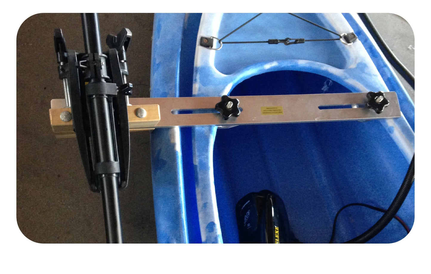 KOETSU Kayak Trolling Motor Mount - Ambidextrous Trolling Motor Mount for Quick and Easy Kayak Trolling Motor Setup