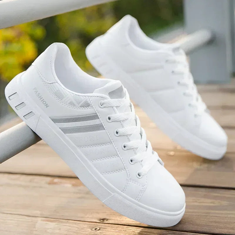 Men Casual Shoes 2023 New Summer Men Sneakers Men's Board Shoes Men Vulcanized Cheap Flat Men Tennis Sneaker Chaussure Homme