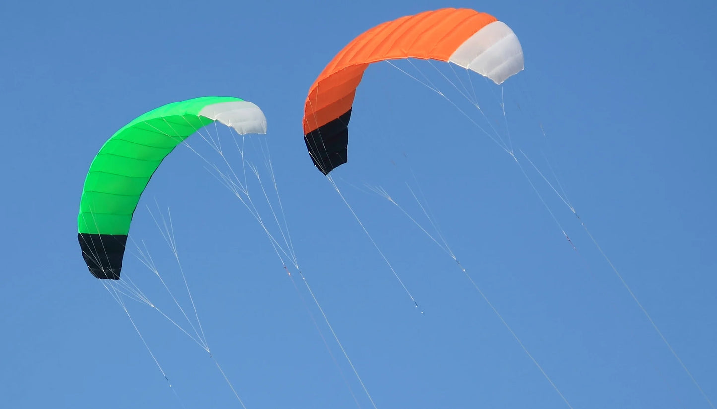 9KM 3.6m~4.5m 4 Line Power Kite Professional Parafoil Traction Kite with Bar Kitesurfing Equipment for TURNING JUMPING